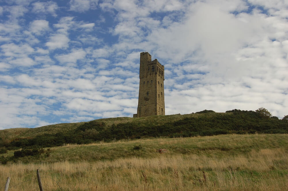 哈德斯菲尔德（Huddersfield）